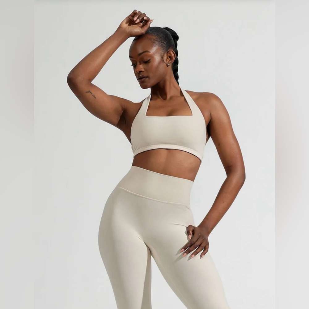 Buffbunny Revolution Halter